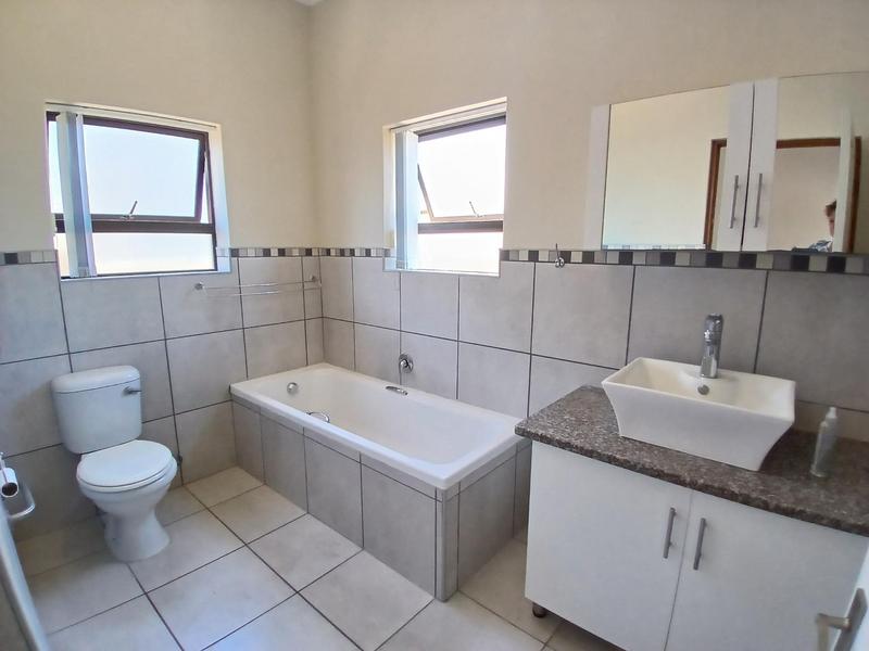 3 Bedroom Property for Sale in Stilbaai Wes Western Cape